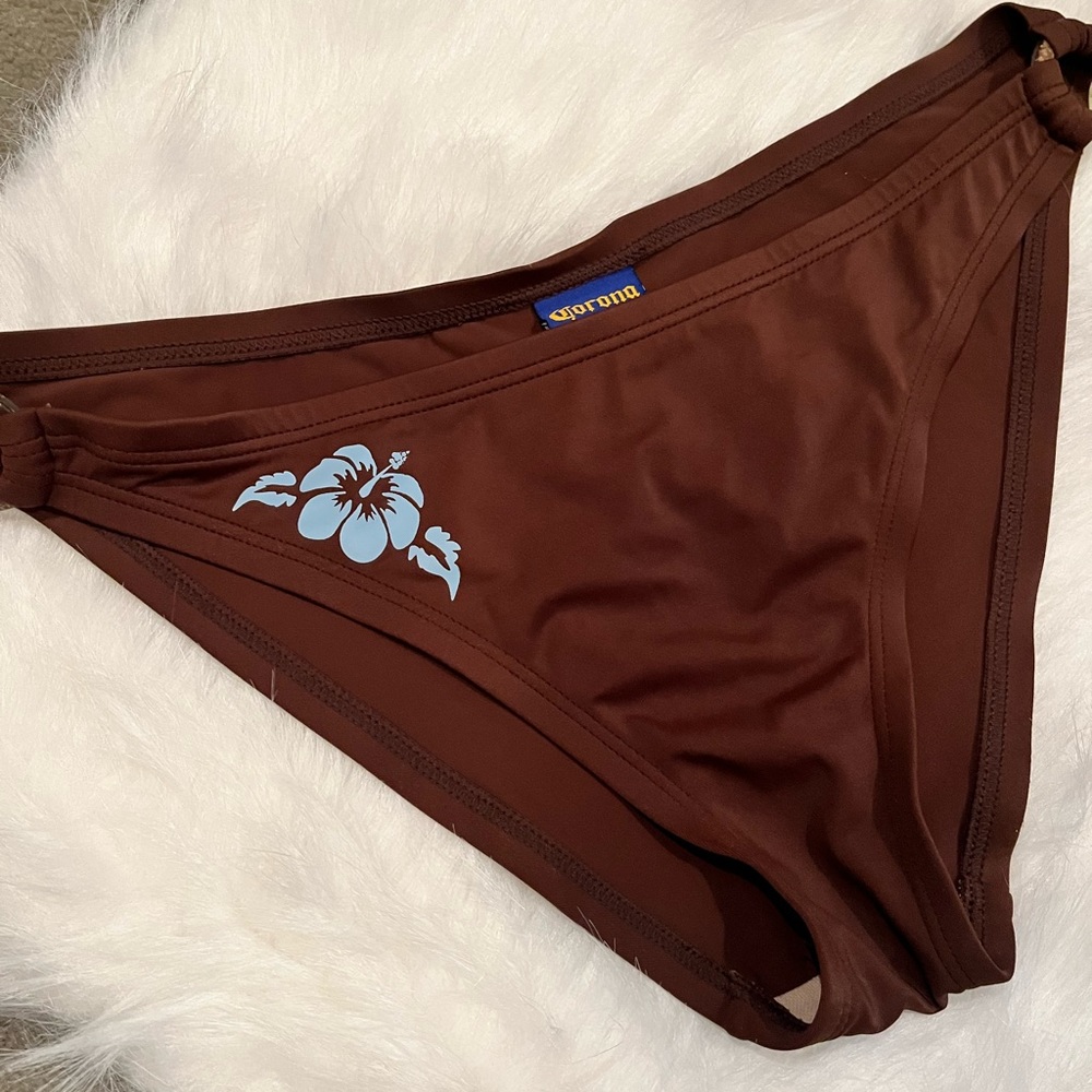 Bikini 👙 Bottoms - Picture 2 of 8